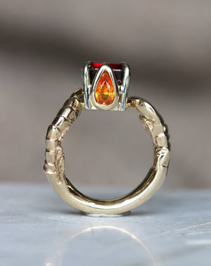 Garnet Mood Ring - £3,190